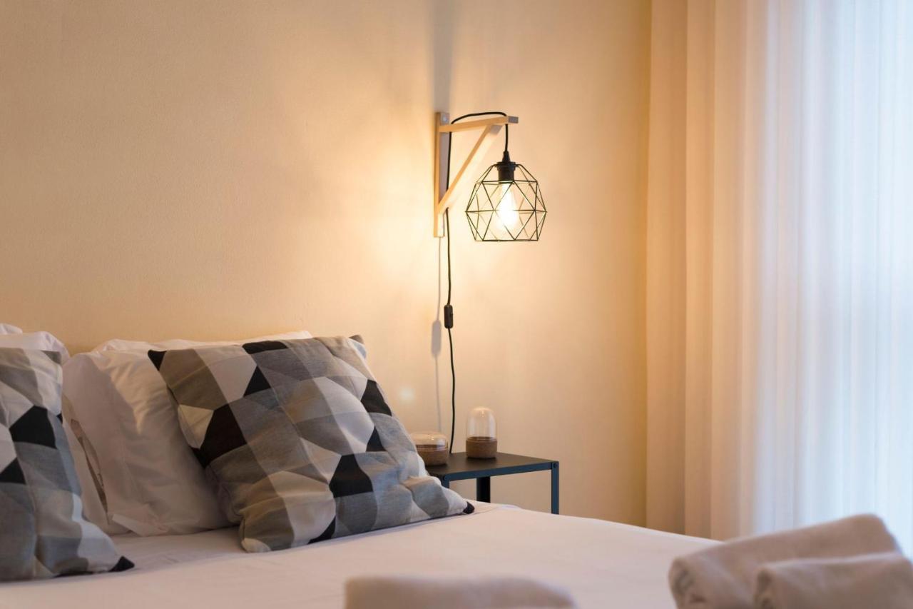 Lovelystay - Serralves Apartment With Free Parking ポルト エクステリア 写真