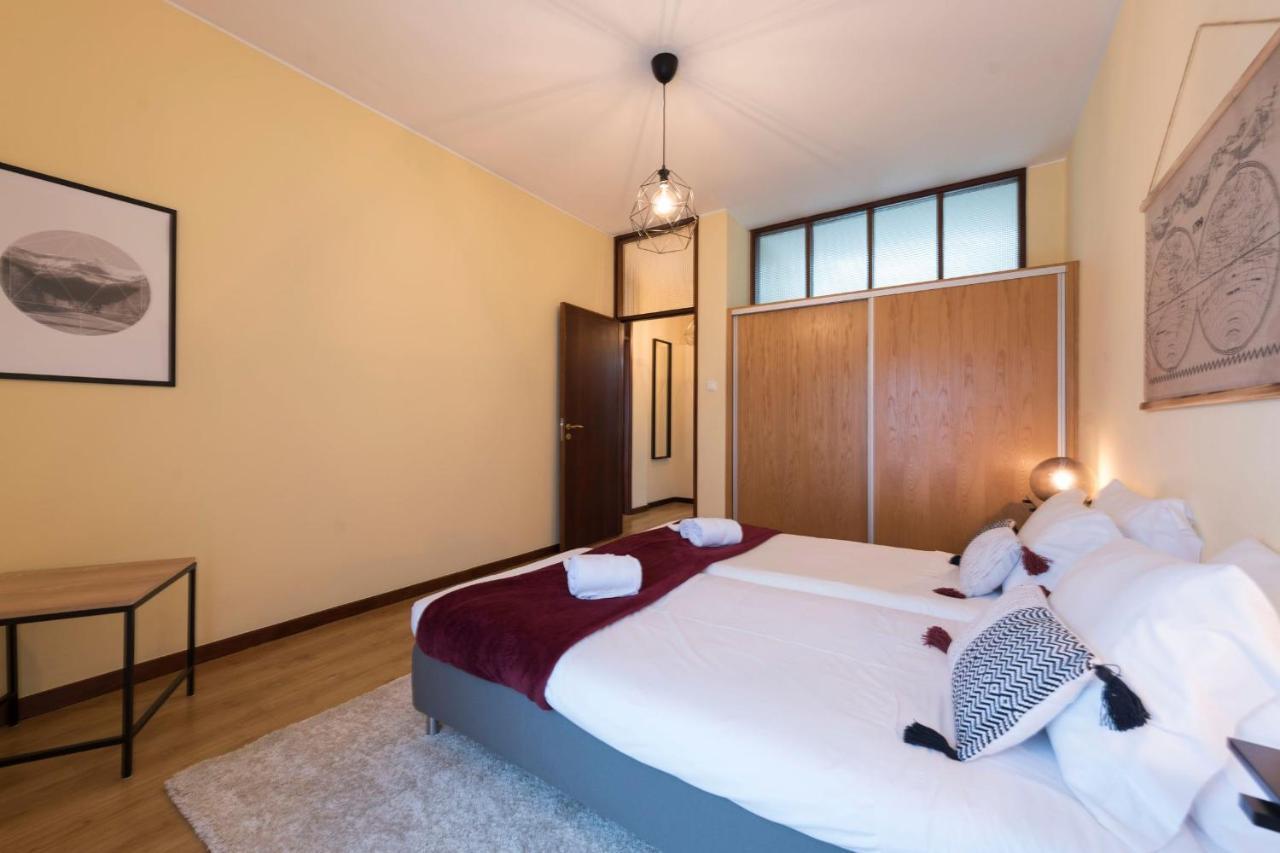 Lovelystay - Serralves Apartment With Free Parking ポルト エクステリア 写真