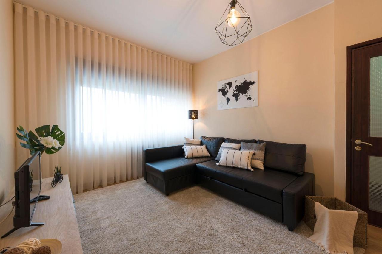 Lovelystay - Serralves Apartment With Free Parking ポルト エクステリア 写真