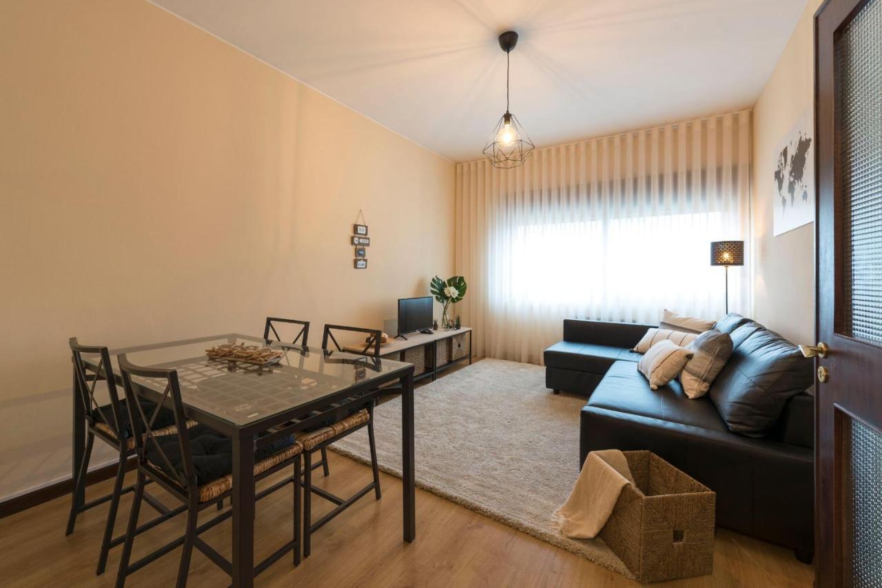 Lovelystay - Serralves Apartment With Free Parking ポルト エクステリア 写真