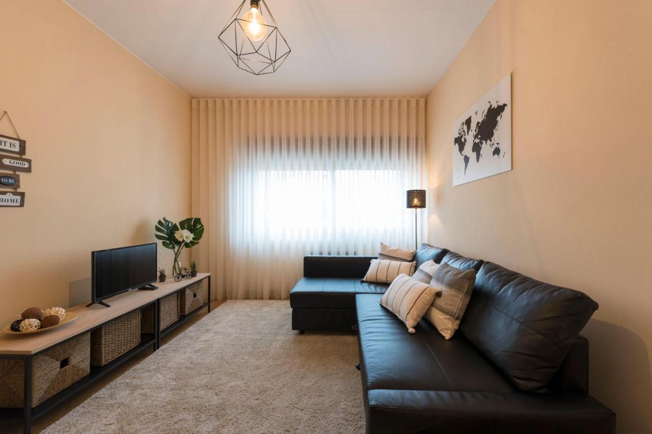 Lovelystay - Serralves Apartment With Free Parking ポルト エクステリア 写真