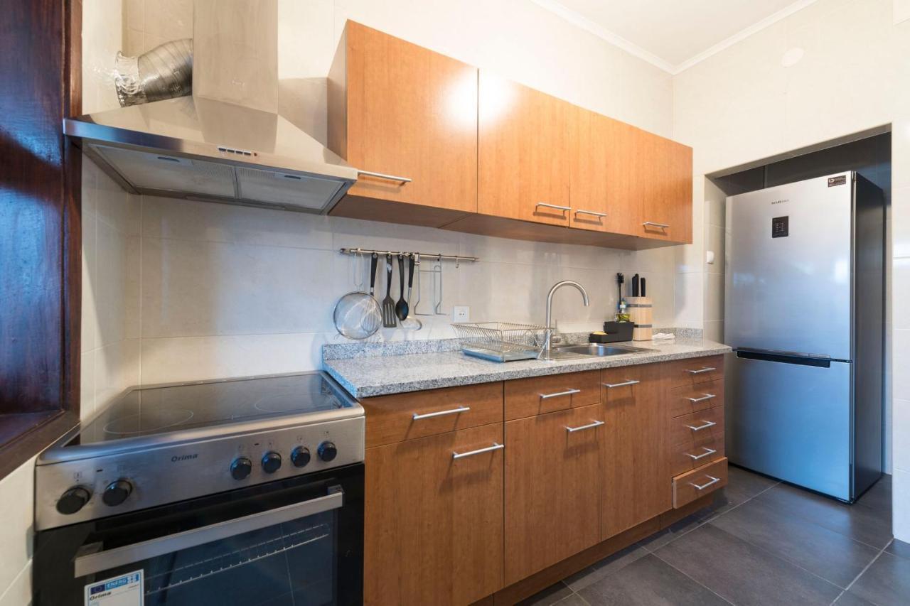 Lovelystay - Serralves Apartment With Free Parking ポルト エクステリア 写真